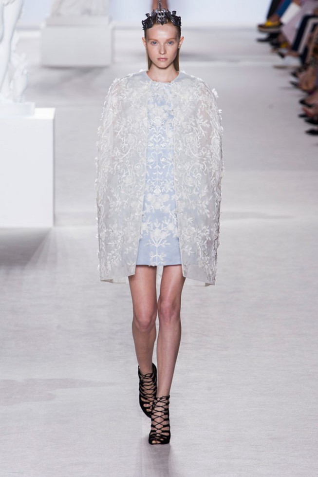 Романтичная коллекция Giambattista Valli: Haute Couture осень 2013 Романтичная коллекция Giambattista Valli: Haute Couture осень 2013