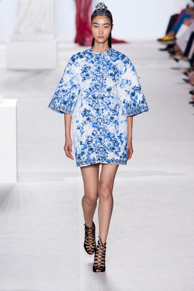 Романтичная коллекция Giambattista Valli: Haute Couture осень 2013 Романтичная коллекция Giambattista Valli: Haute Couture осень 2013