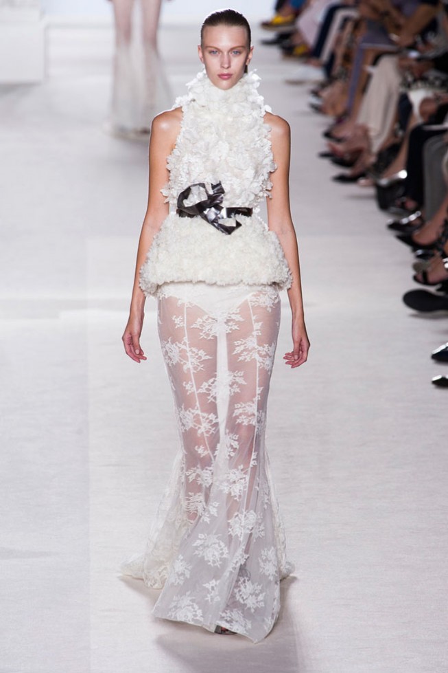 Романтичная коллекция Giambattista Valli: Haute Couture осень 2013 Романтичная коллекция Giambattista Valli: Haute Couture осень 2013