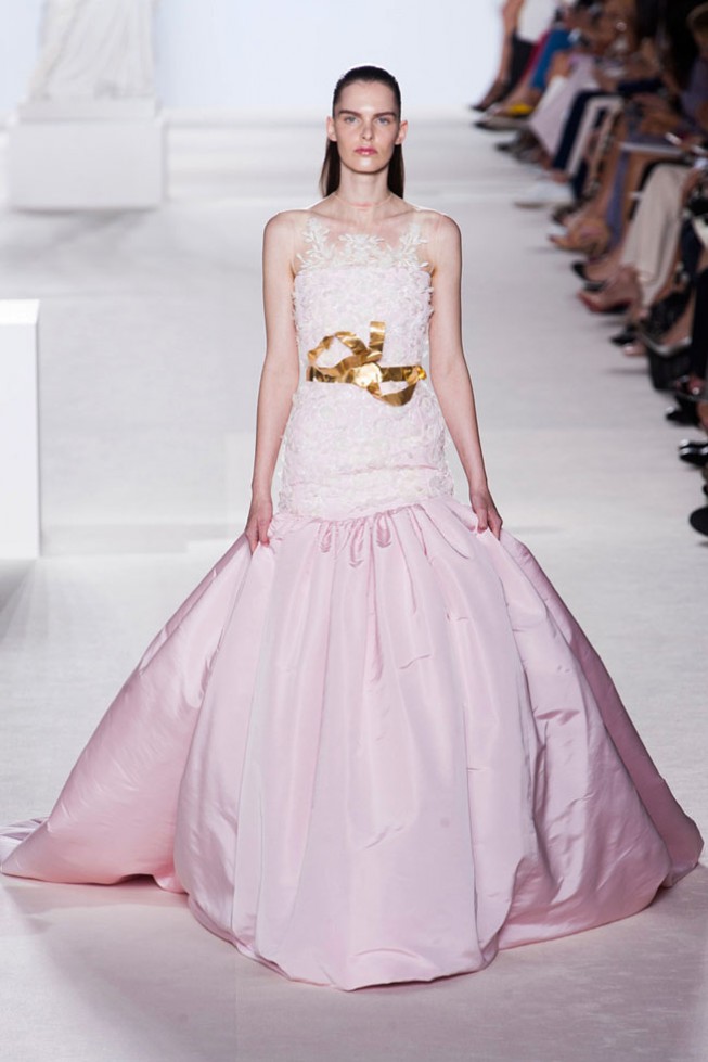 Романтичная коллекция Giambattista Valli: Haute Couture осень 2013 Романтичная коллекция Giambattista Valli: Haute Couture осень 2013